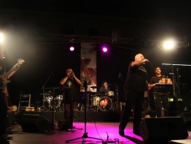 Cloenda del 30 Tradicionà rius i Revetlla de Sant Joan amb la Violeta de Grà cia